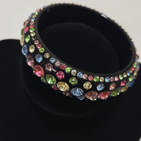 Multicolor Crystal Bangle Bracelet - Picture 5 of 5
